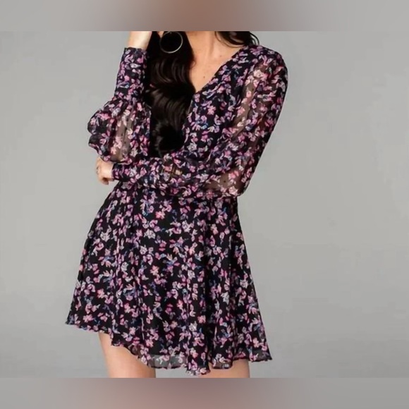 Buddy Love Parker V-Neck Black Floral Printed Skater Dress - Picture 2 of 8